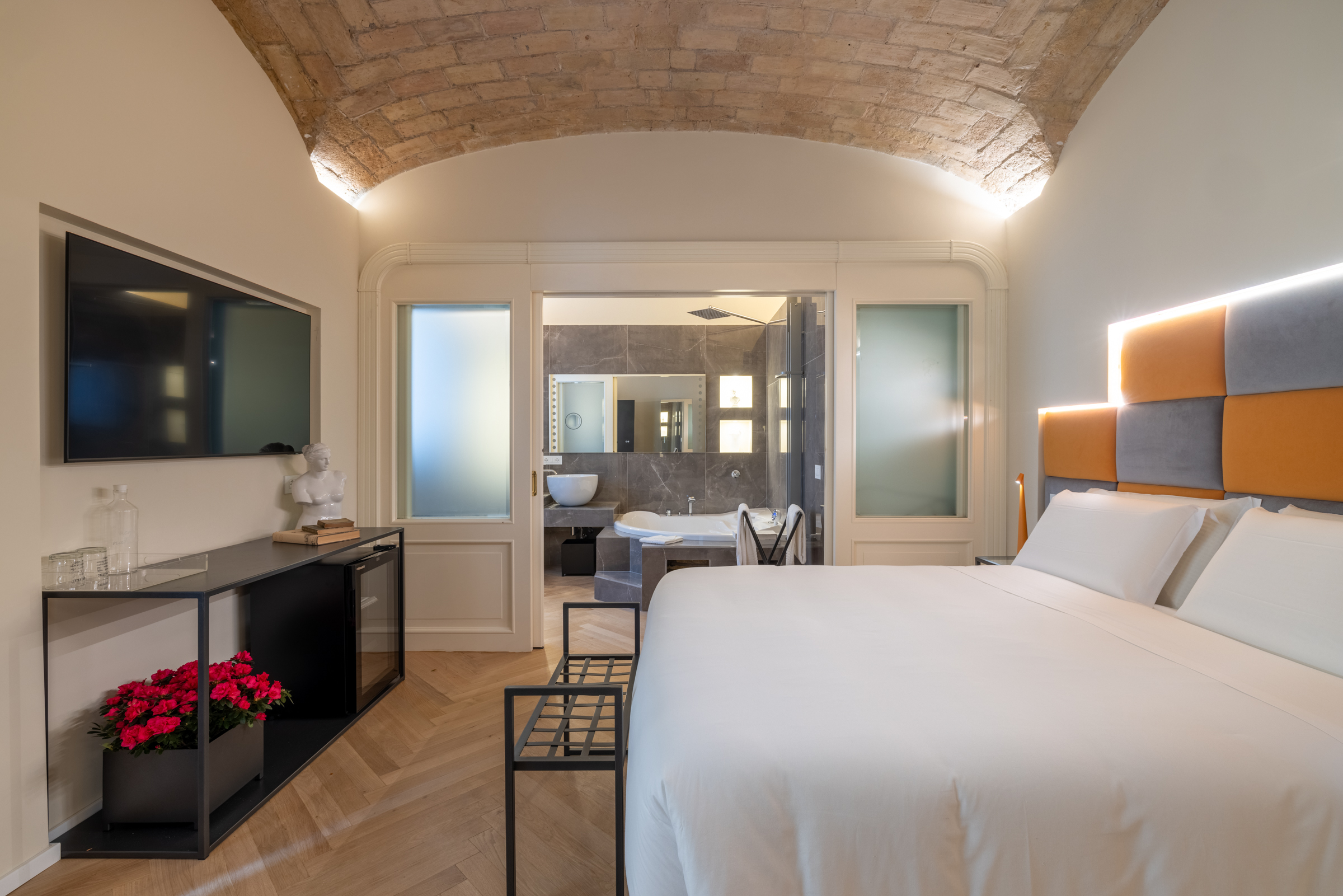 Interni di SCIPIONI 235 LUXURY SUITE